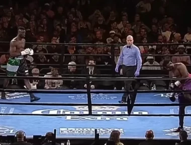 Αυτός ο αγώνας πυγμαχίας έληξε... πριν καν πέσει η πρώτη μπουνιά1 (βίντεο)